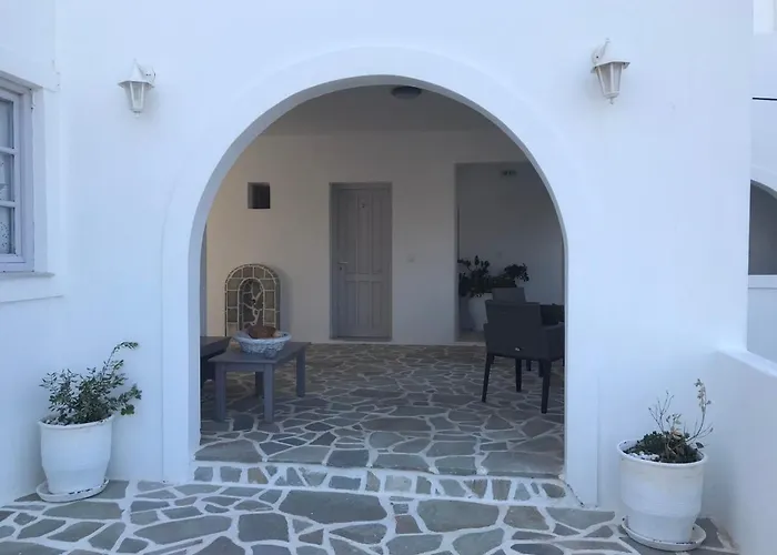 Althea Paros 3* Naousa